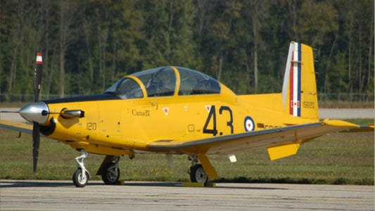 667 - Beech-Raytheon CT-156 Harvard II - BCATP - Magee