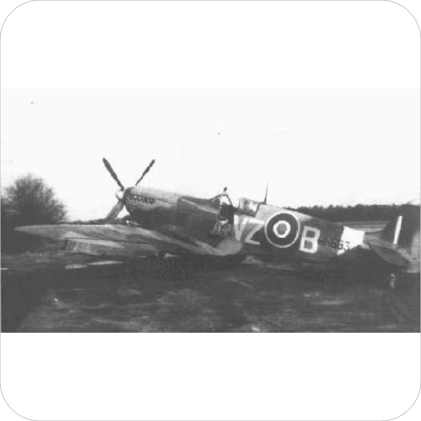 102 - Spitfire Mk.IX  - 412 Sqn  - George "Buzz" Beurling DSO DFC DFM (1943-44)