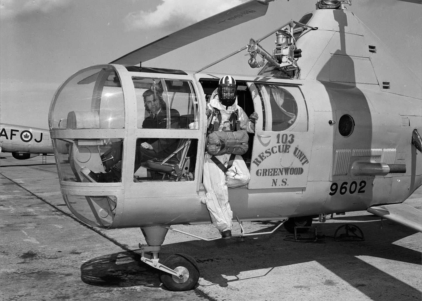 2004 - Sikorsky S-51 Dragonfly - 103 Rescue Sqn Greenwood