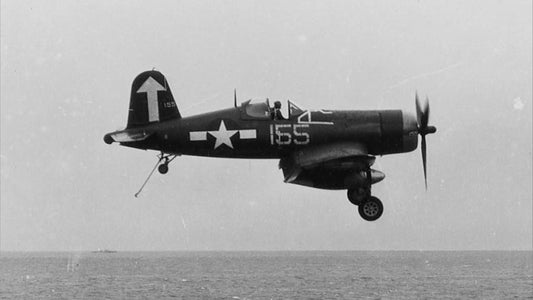 652 - Vought F4U Corsair - USN - USS Bunker Hill (CV-17) 1945