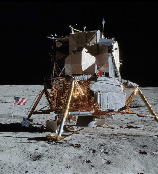 1053 - Lunar Excursion Module