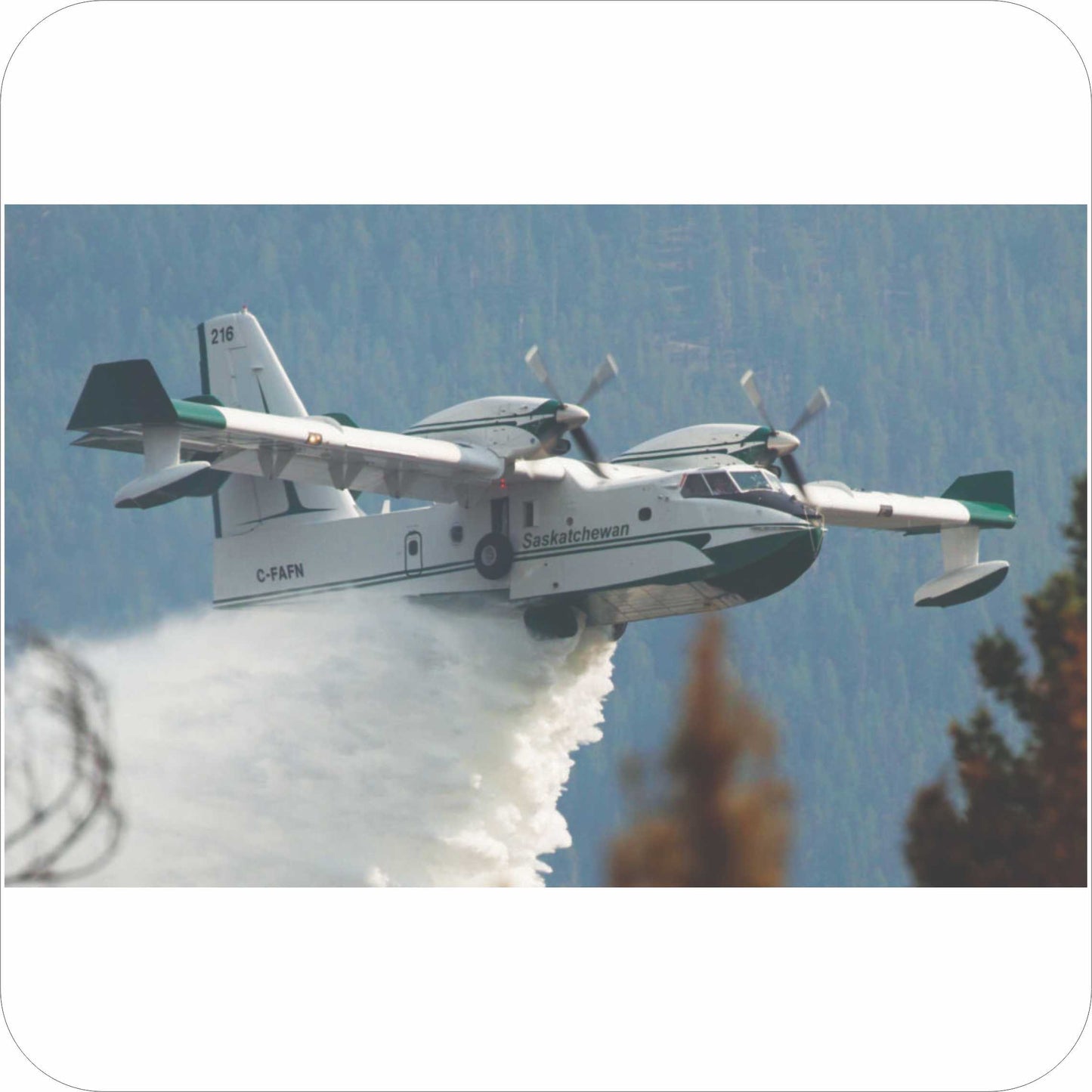 2142 - Bombardier 415 Super Scooper - Saskatchewan