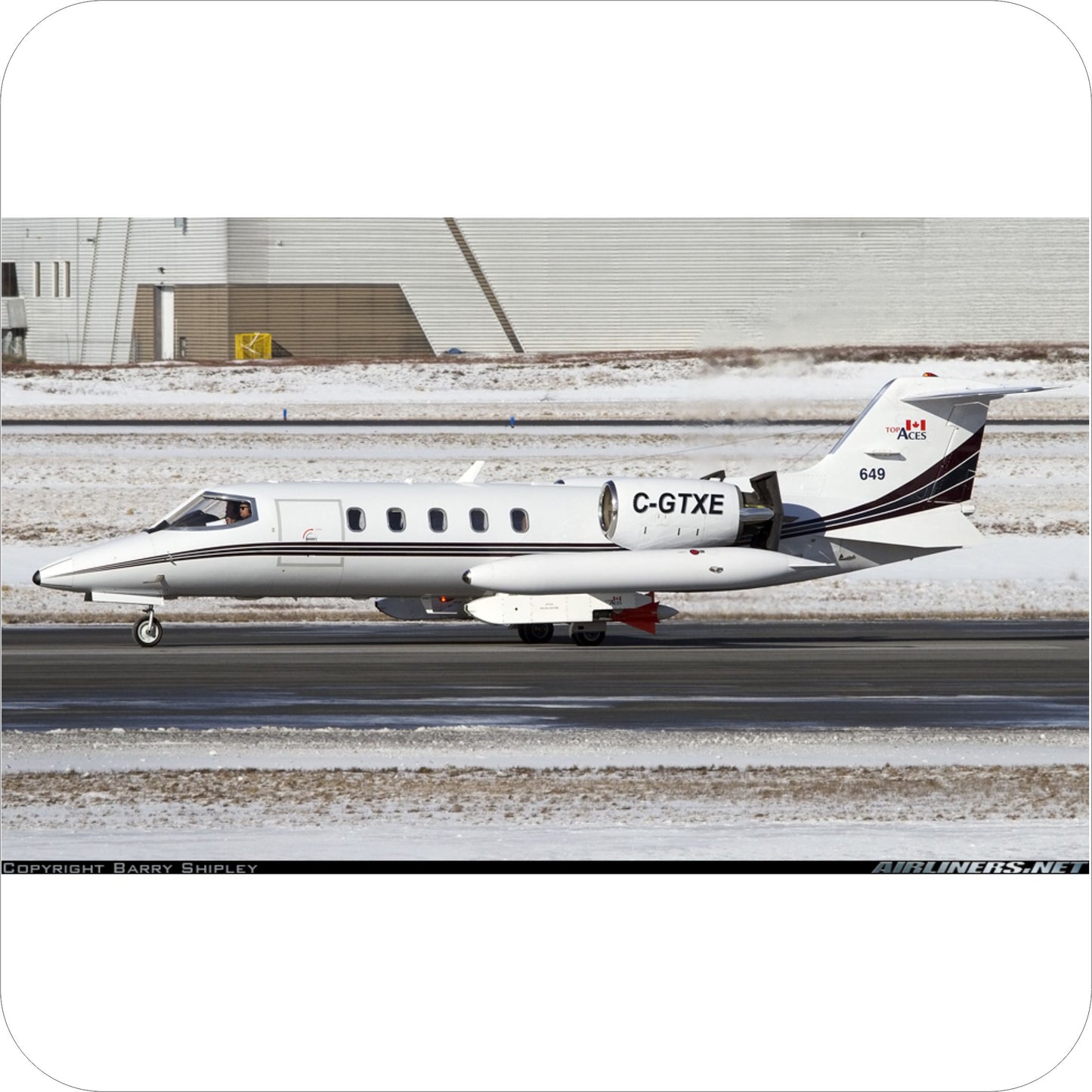 2071 - Bombardier Learjet 35A - Top Aces