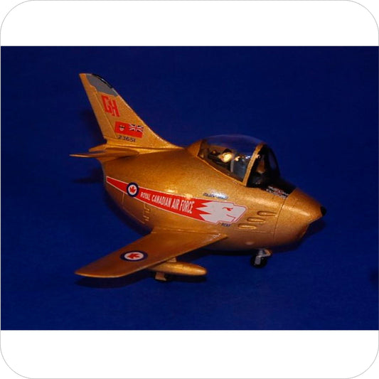 490 - Canadair F-86 Sabre - Golden Hawks -"Egg Scale"