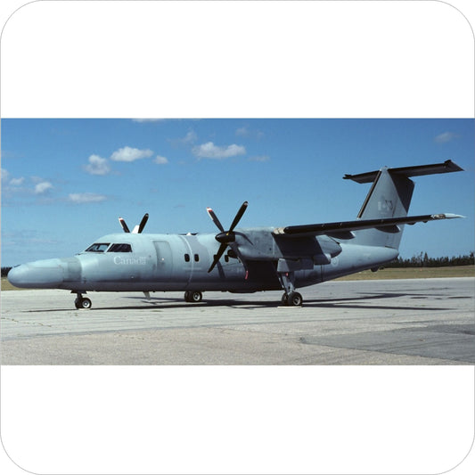 461 - DeHavilland Canada CT-142 "Gonzo Dash-8" - Converse Grey (1989-1993)