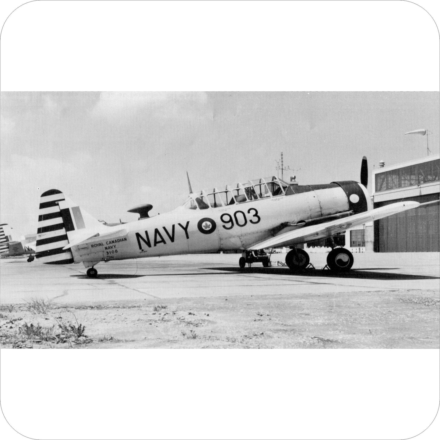 067 - North American Harvard Mk II - RCN (1957)