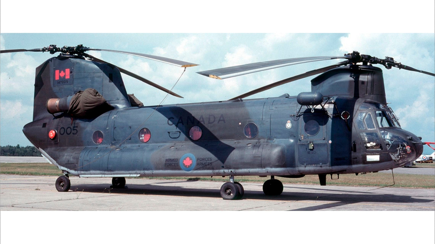 020 - Boeing CH-147 Chinook - SYM (1975-91)