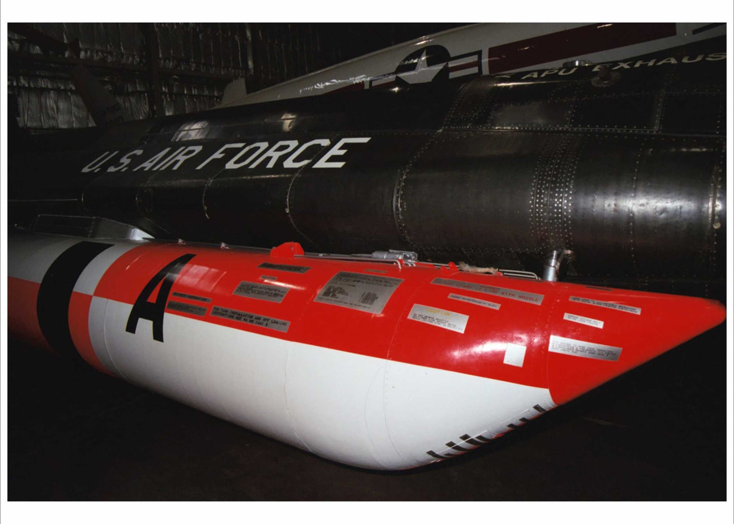 1015 - North American X-15 - Drop Tanks